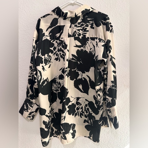 Zara Women's Cream and Black Floral‎ Print Long Sleeve Blouse Size S - Picture 5 of 16